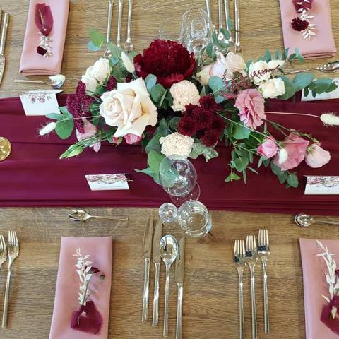 Zdjęcie przedstawiające: Szyfonowy bieżnik buraczkowy