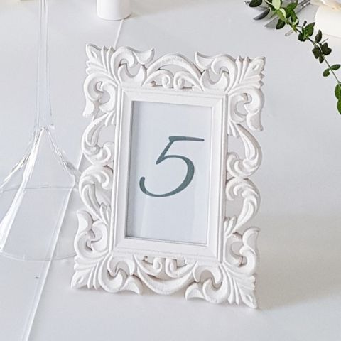 Zdjęcie przedstawiające: Ramka biała ornament